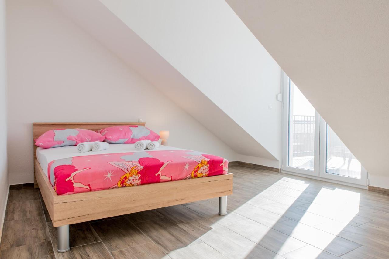 Apartments Zilic Kastel Stari Bagian luar foto